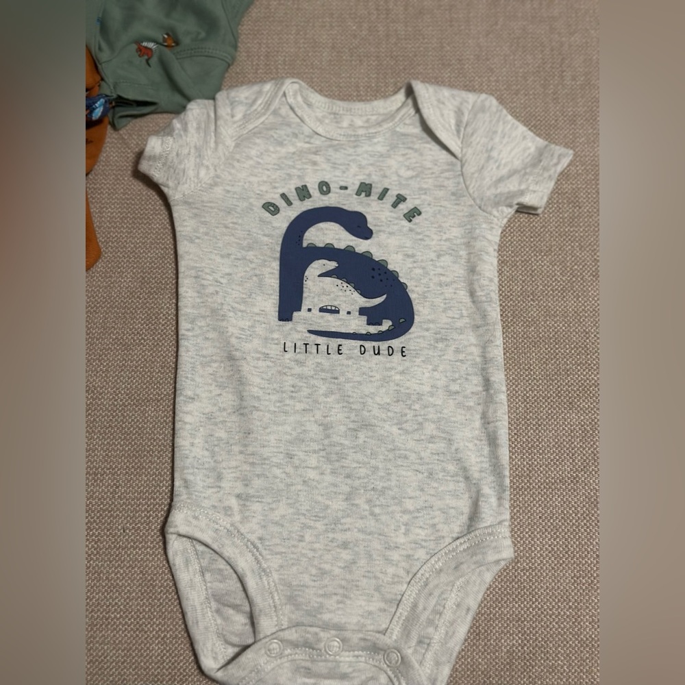 Carters 3 month old baby boy bundle !